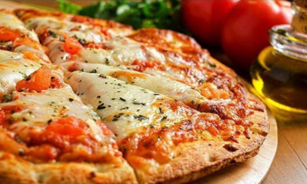 Vive una gran tarde en PIZZA Y CAFÉ